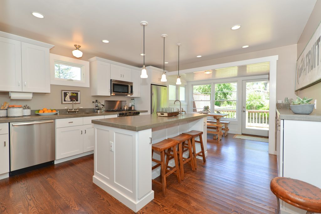 SeanJohnson_BeforeKitchenDSC_1729